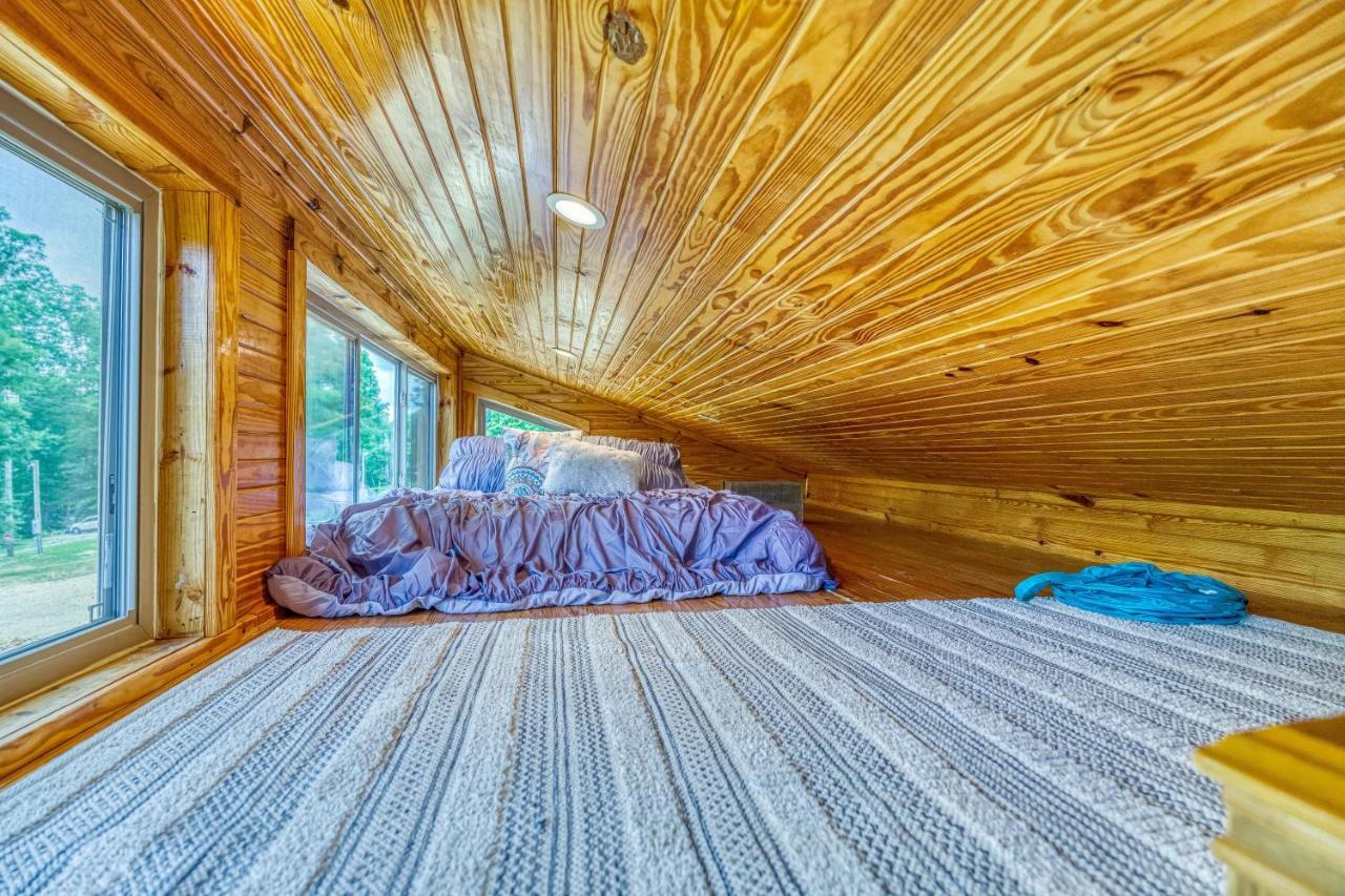 The Gemini-A Dreamy, Waterfront Tiny Cabin Rogersville エクステリア 写真