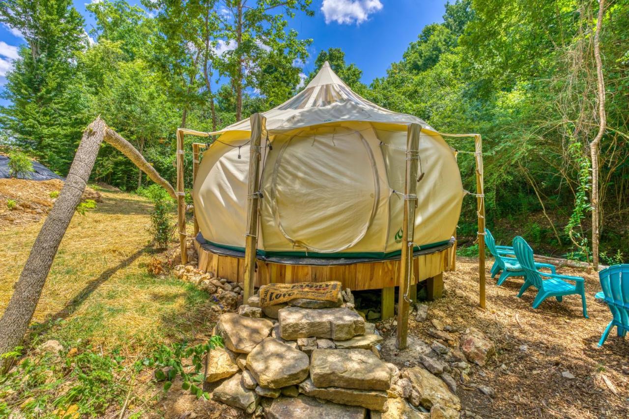 The Gemini-A Dreamy, Waterfront Tiny Cabin Rogersville エクステリア 写真
